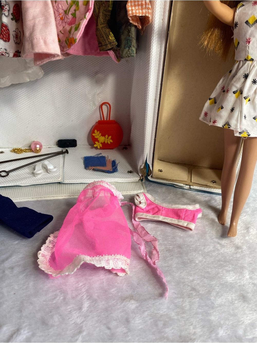 1963 Vintage Skipper Doll With Case & Clothes 1960s Lot Mattel Barbie Sister - Picture 9 of 16